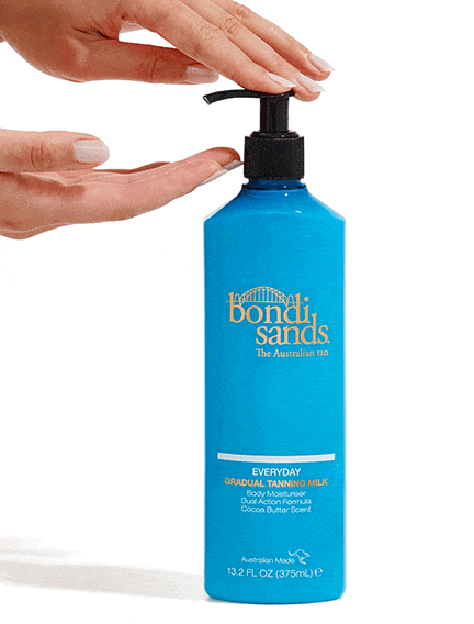 Everyday Gradual Tanning Milk in a Pump Bottle